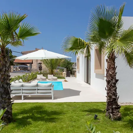 Holiday Palms-14 By Interhome Дом отдыха Ткон