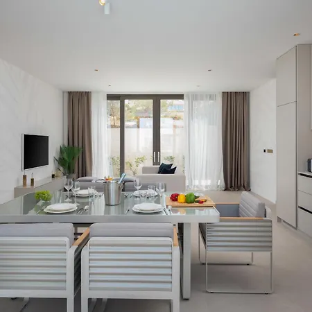 Holiday Palms-14 By Interhome